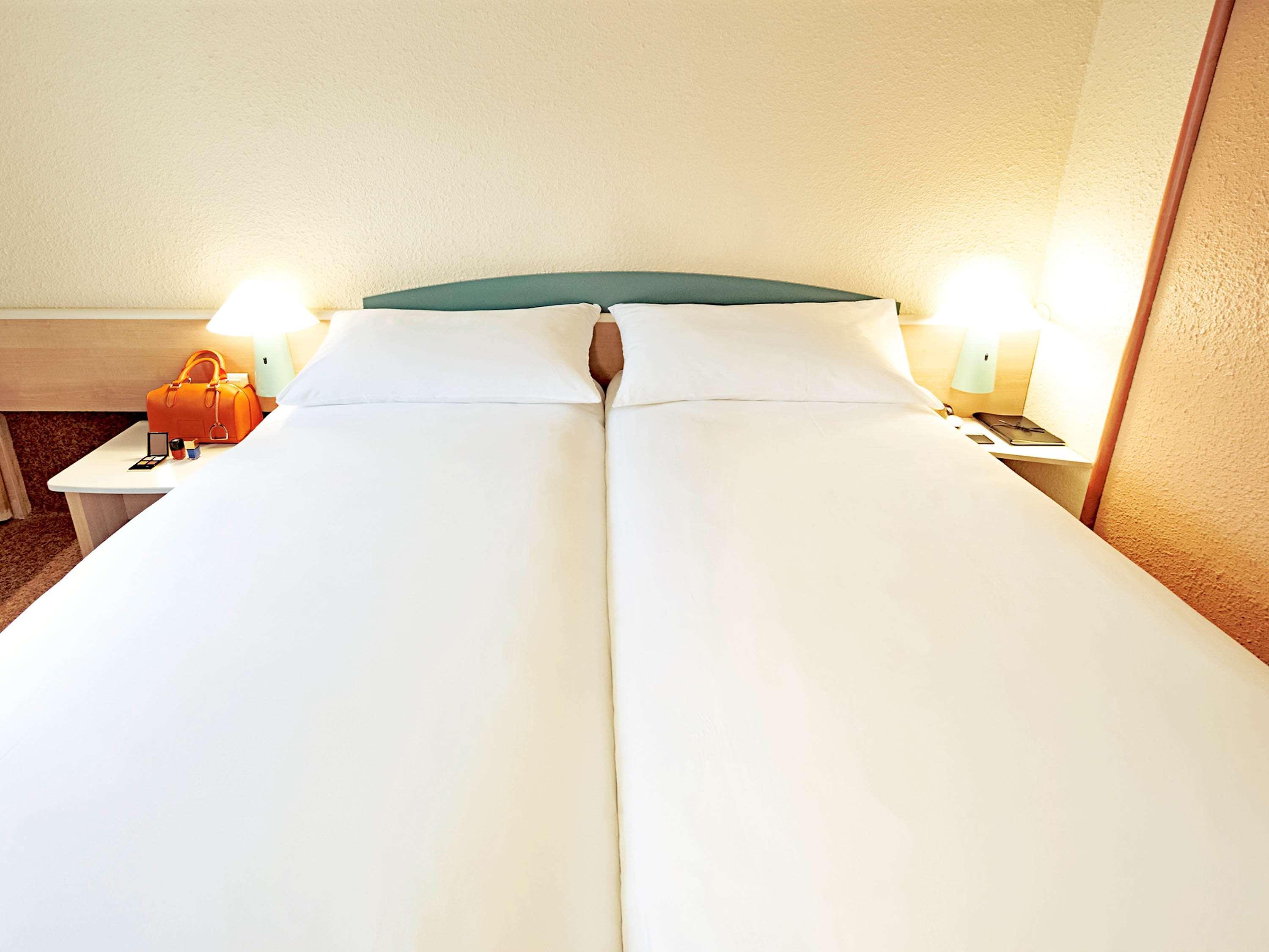 Ibis Saintes Hotell Eksteriør bilde