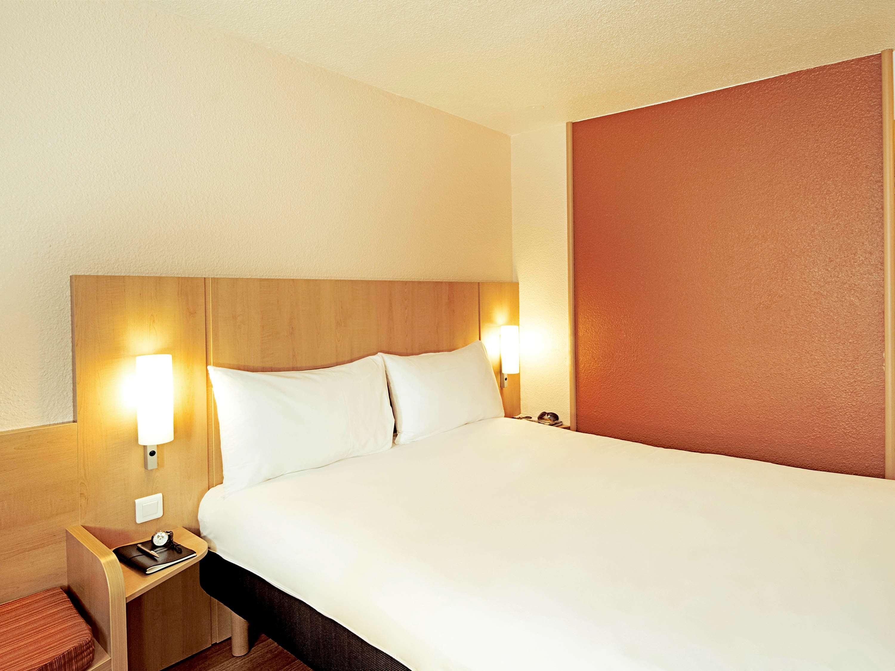 Ibis Saintes Hotell Eksteriør bilde