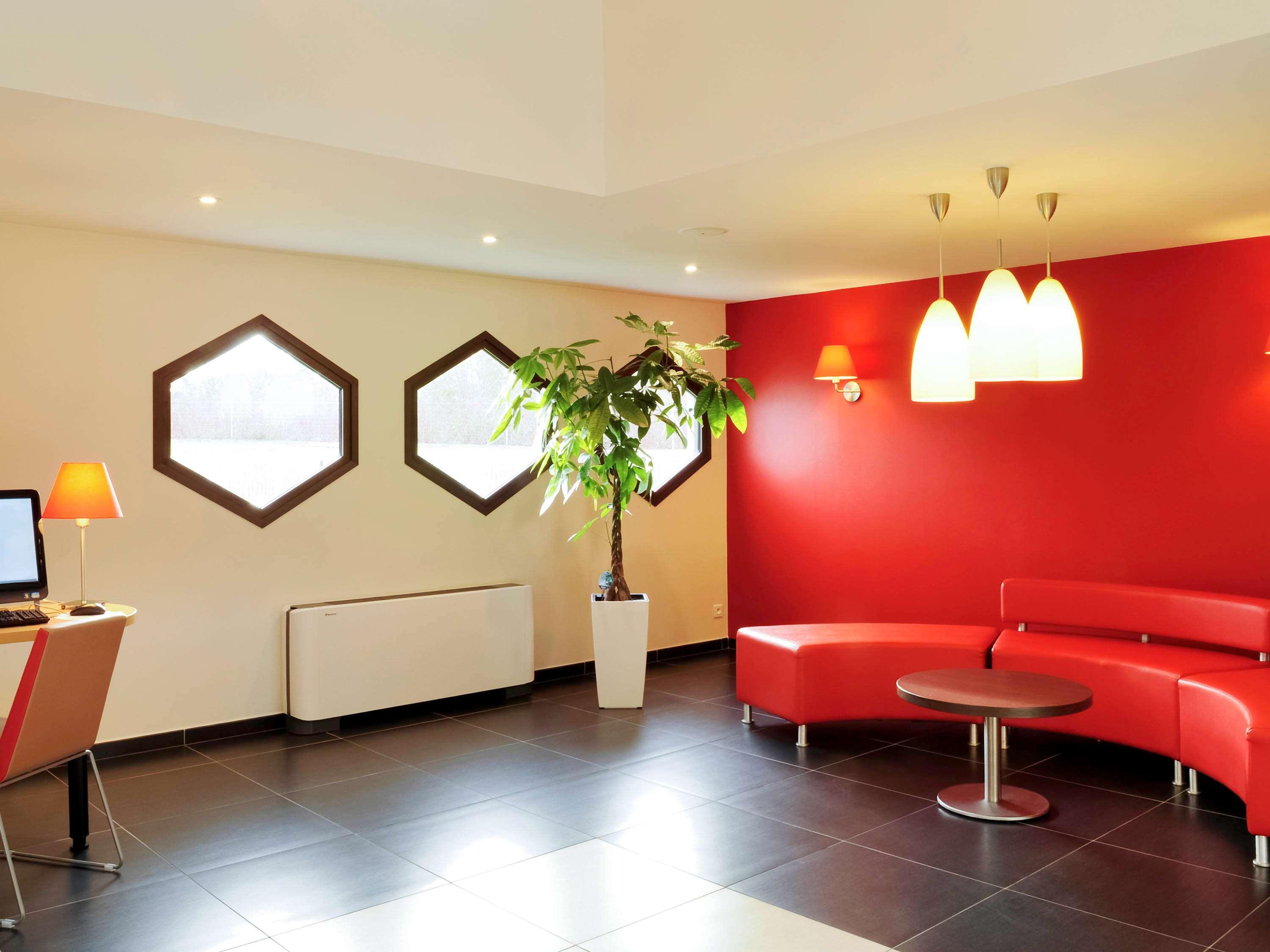 Ibis Saintes Hotell Eksteriør bilde