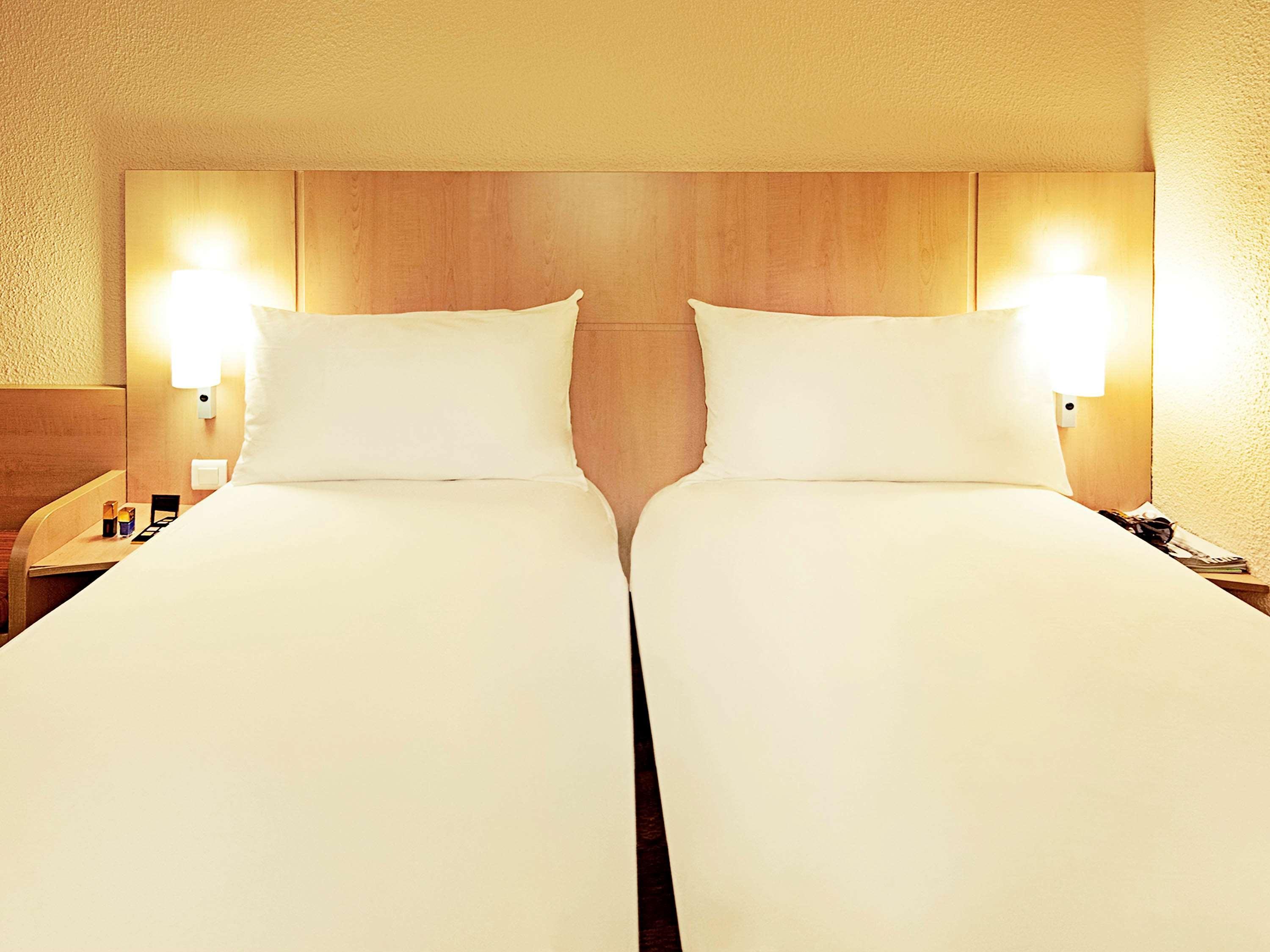 Ibis Saintes Hotell Eksteriør bilde