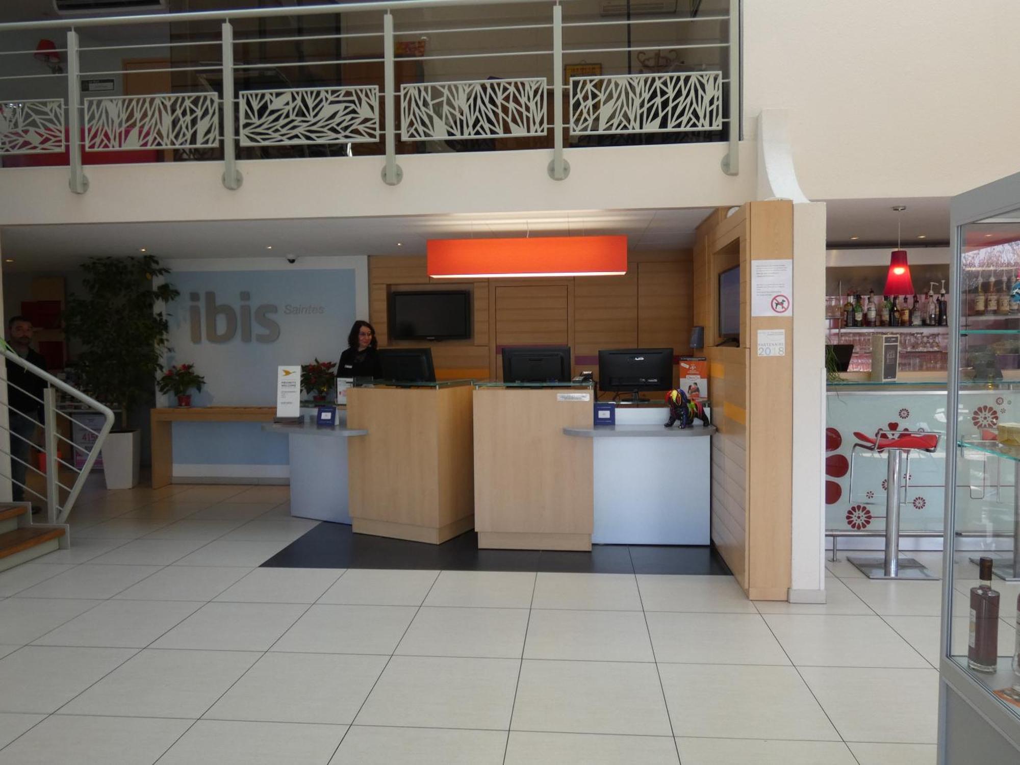 Ibis Saintes Hotell Eksteriør bilde