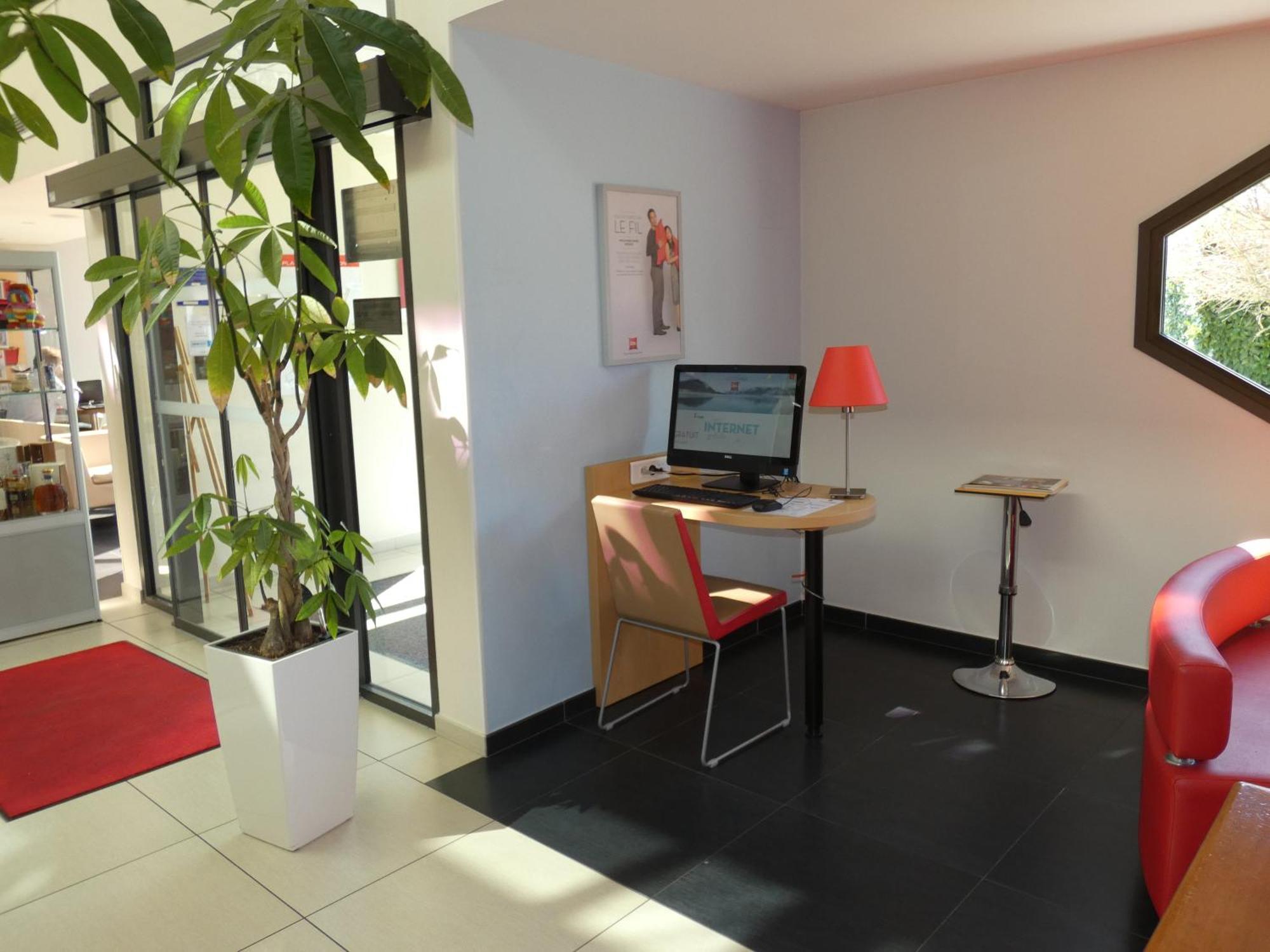 Ibis Saintes Hotell Eksteriør bilde