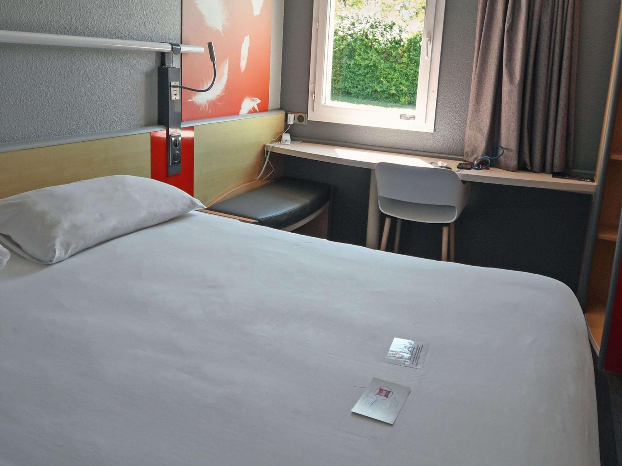 Ibis Saintes Hotell Eksteriør bilde