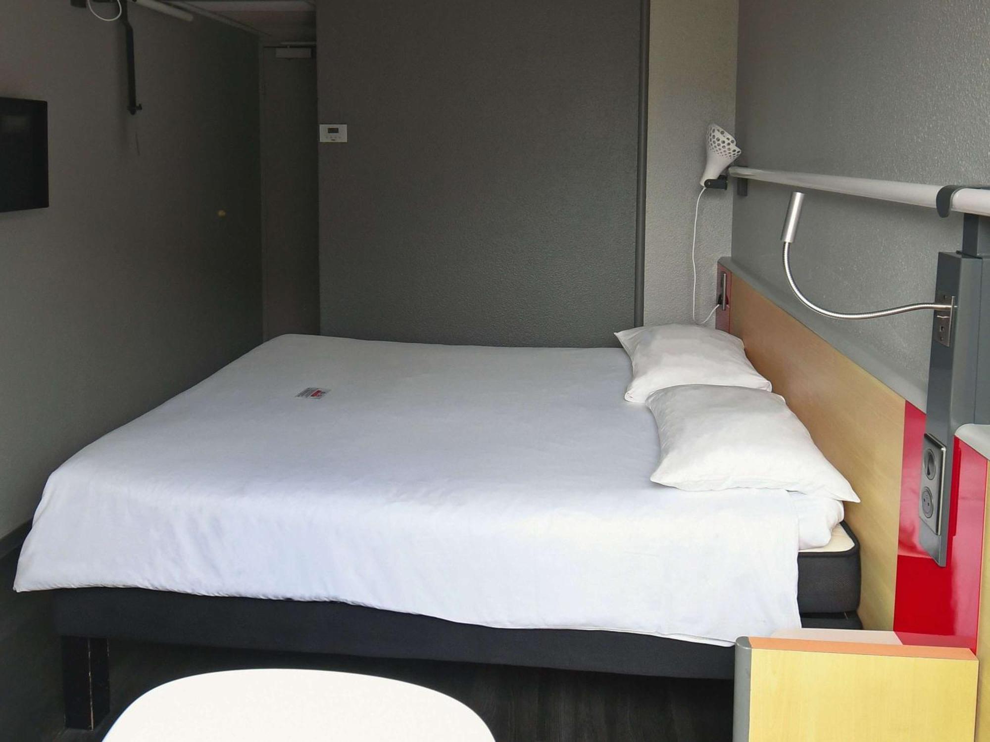 Ibis Saintes Hotell Eksteriør bilde